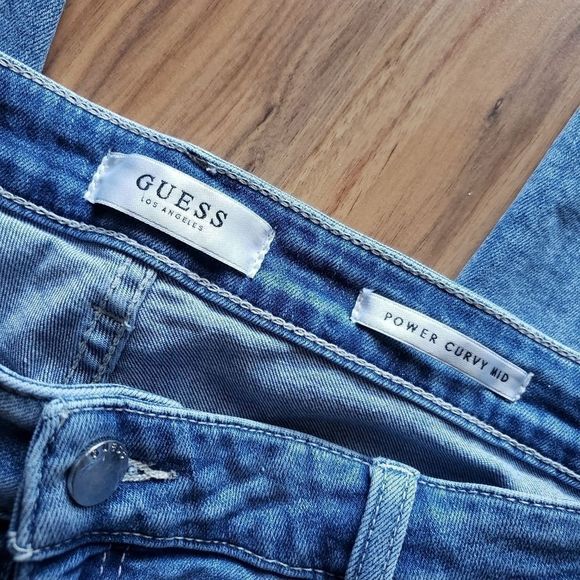 - Guess | Power Curvy Mid Jeans - size XXL - Picture 2 of 6